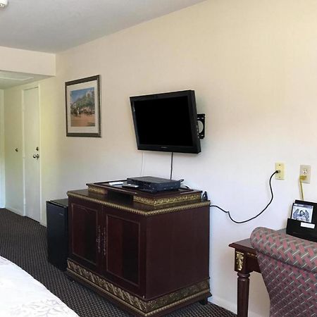 America'S Best Inn Urbana Champaign Exteriör bild